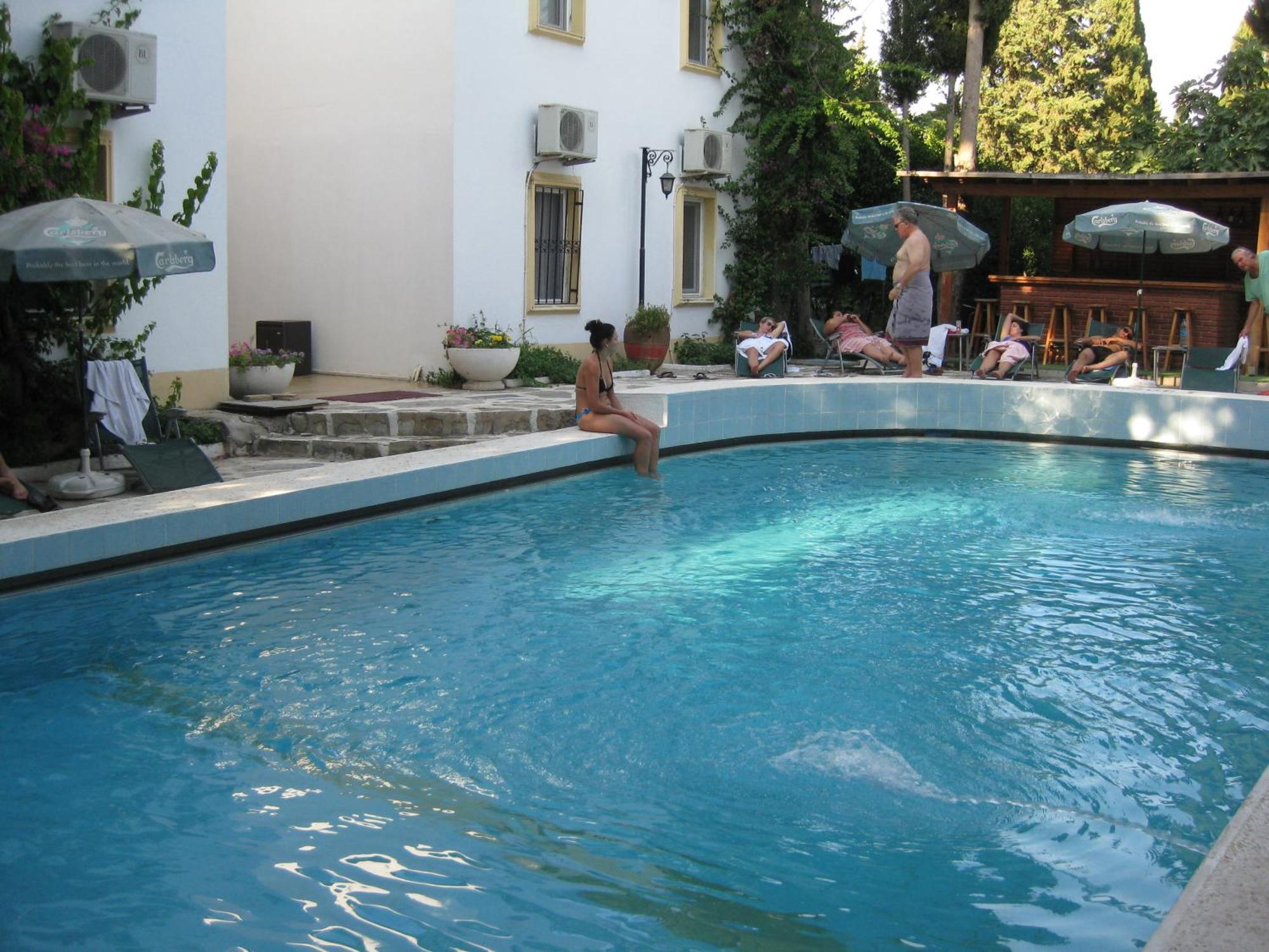 Bircan Hotel Bodrum ภายนอก รูปภาพ