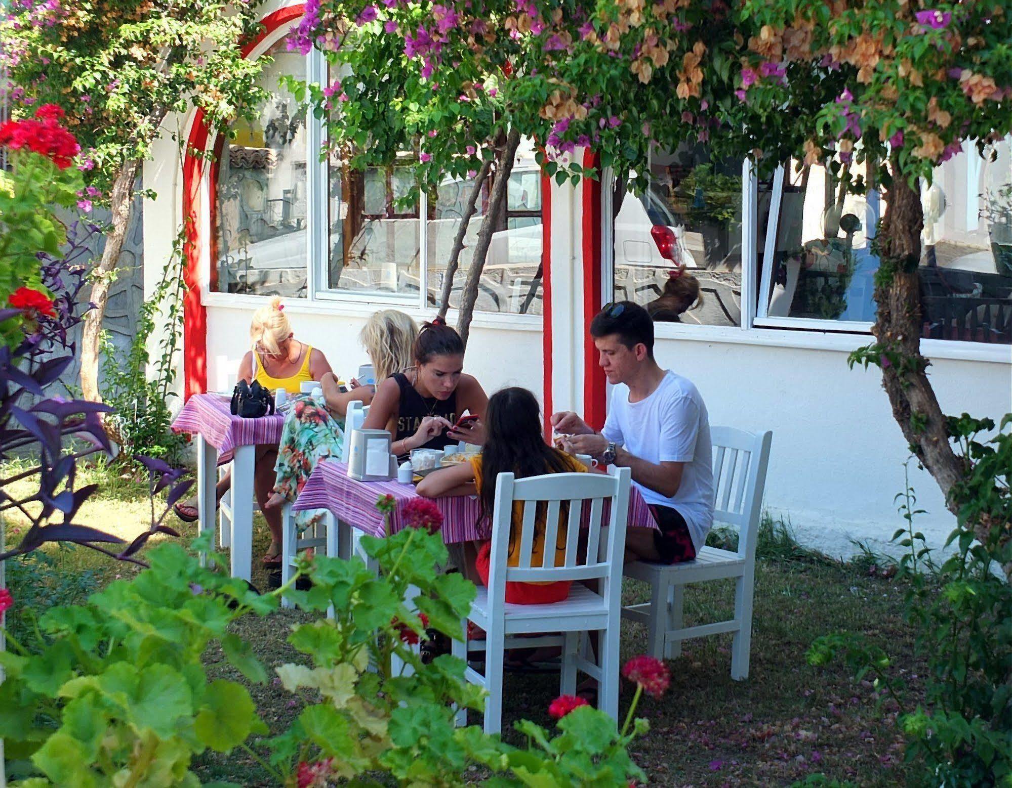 Bircan Hotel Bodrum ภายนอก รูปภาพ
